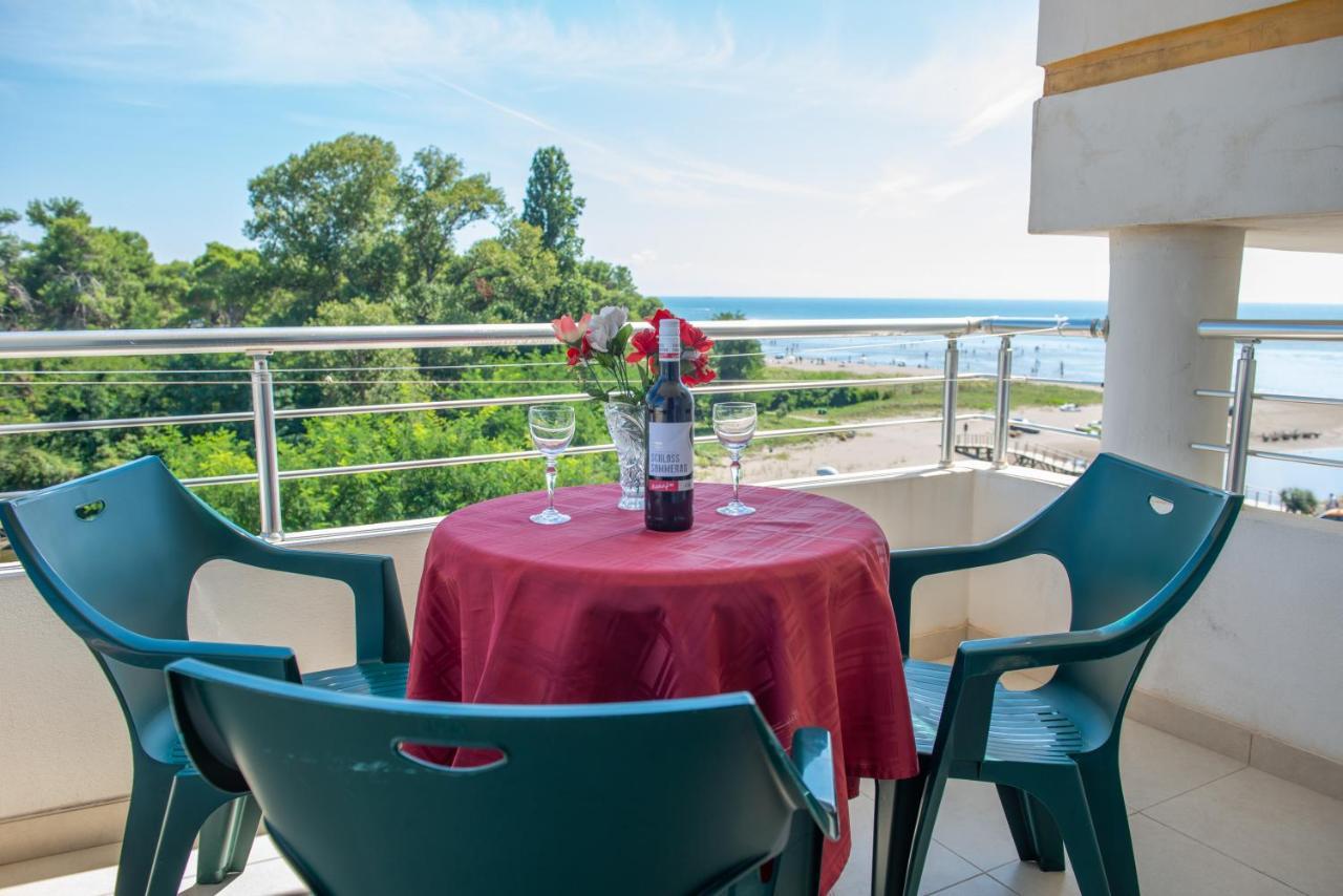 Villa Fici Ulcinj Exterior photo